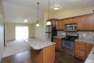 Meadow Ridge Apartments in Sioux Falls, SD - Building Photo - Interior Photo