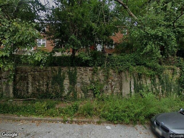 6103 Chinquapin Pkwy in Baltimore, MD - Foto de edificio - Building Photo