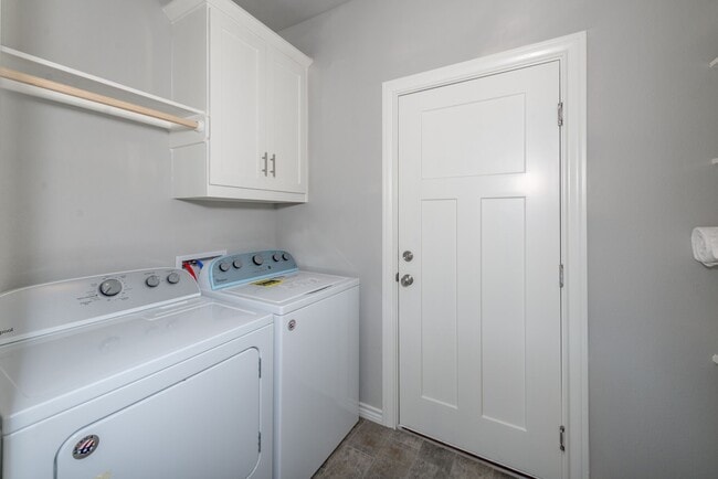 3617 Kenyon Dr in College Station, TX - Building Photo - Building Photo