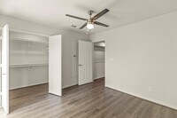 9019 Gaylord Dr photo'