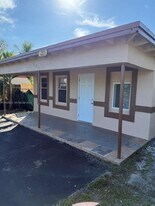 631 NW 17th Ave in Fort Lauderdale, FL - Building Photo