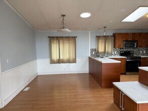 596 Waterline Loop in Camano, WA - Building Photo - Building Photo