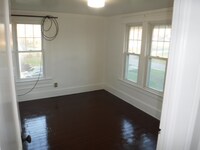 1320 Trumbull Ave SE