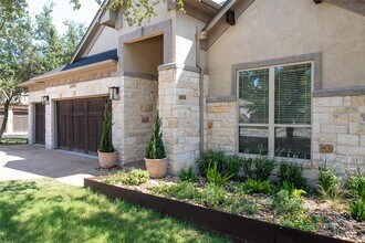 1225 Grassy Field Rd in Austin, TX - Building Photo - Building Photo