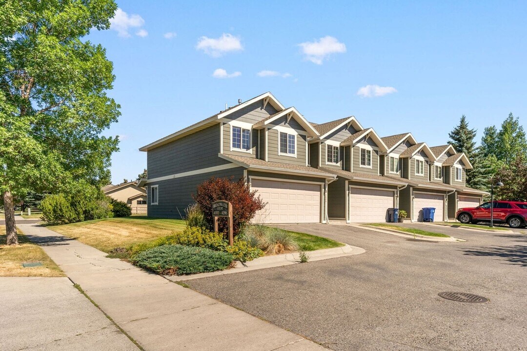 4006 Broadwater Ct in Bozeman, MT - Building Photo