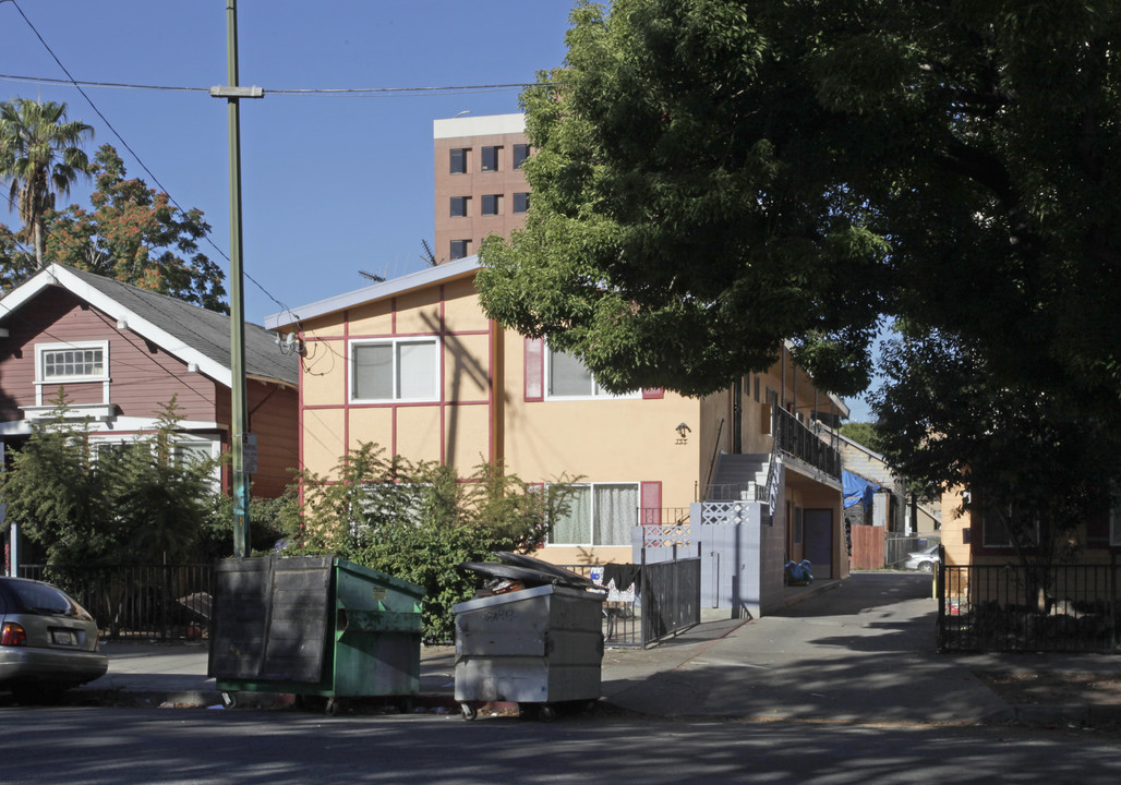 157 N 5th St in San Jose, CA - Foto de edificio