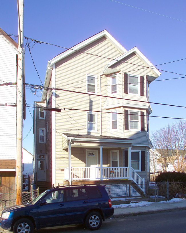 92-94 Davis St in Fall River, MA - Building Photo - Building Photo