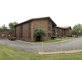 zHancock Park Apartments