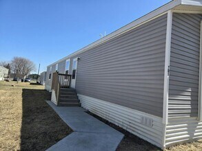 705 Romeo Dr in Lakeville, MN - Building Photo - Building Photo