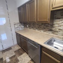 12020 Maple Rock Ct in San Antonio, TX - Building Photo - Building Photo