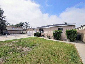 8142 California St in Buena Park, CA - Building Photo - Building Photo