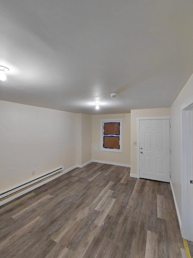 property at 398-400-400 S Main St