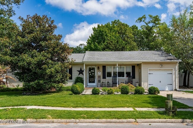 property at 5 Adams Dr