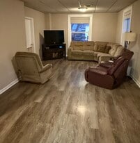 905 N California Ave in Hastings, NE - Building Photo