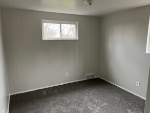 250 Bramble St in Verona, PA - Building Photo - Building Photo