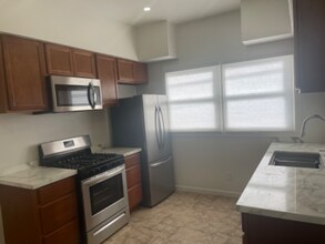 1000 W 22nd St, Unit 1000 W. 22nd Street in Los Angeles, CA - Building Photo - Building Photo