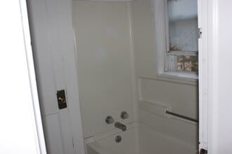 215 S Commerce St in Woodstock, VA - Building Photo - Building Photo