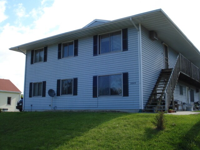 2845 31st St S, Unit 4 in La crosse, WI - Foto de edificio - Building Photo