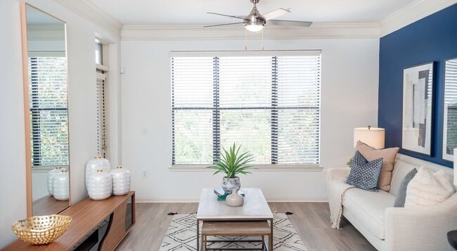 property at 2900 N Braeswood Blvd