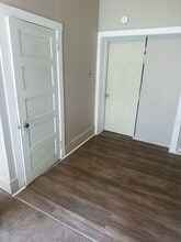 720 W Market St, Unit 1 in Pottsville, PA - Building Photo - Building Photo