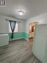 118 Jacobson Ave in St Catharines, ON - Building Photo - Building Photo