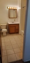 1 Williamsburg Ct, Unit 10 in Pekin, IL - Building Photo - Building Photo