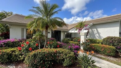 6594 Casabella Ln in Boca Raton, FL - Foto de edificio - Building Photo