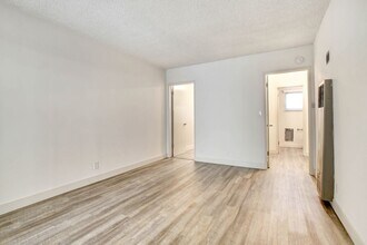 937 6th St in Santa Monica, CA - Building Photo - Building Photo