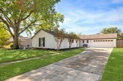 1202 Walnut Bend Ln in Houston, TX - Building Photo - Building Photo