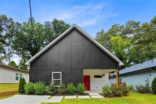 624 Robert St NW in Atlanta, GA - Building Photo