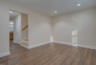 435 Pin Oak Dr NW in Christiansburg, VA - Building Photo - Building Photo