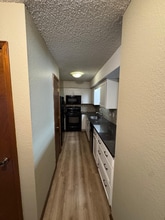 1414 E Mart-Way Cir in Olathe, KS - Building Photo - Building Photo