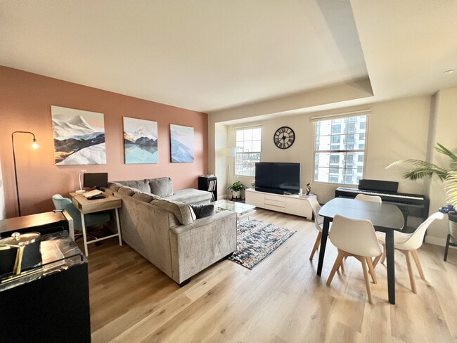 property at 300 W 11th Ave