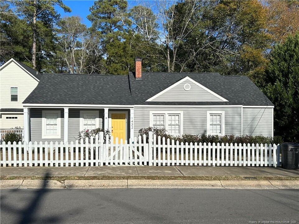 1432 Summitt Ave in Fayetteville, NC - Building Photo