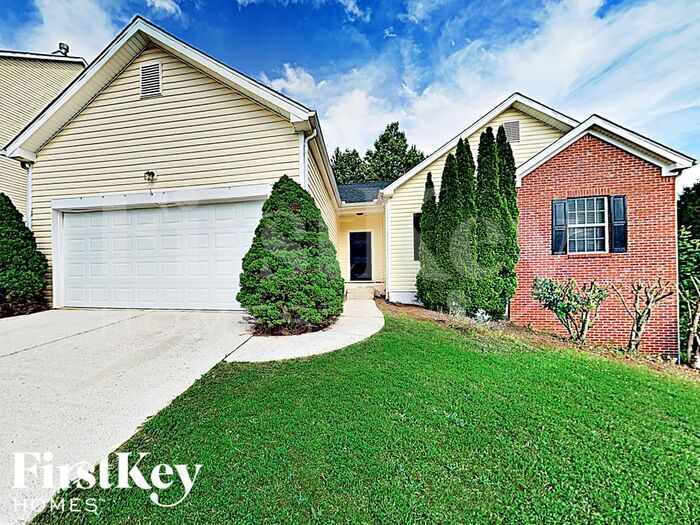 6759 Clearstream Way in Austell, GA - Building Photo