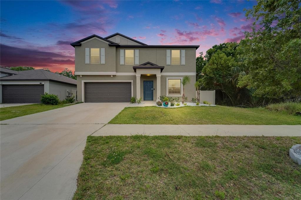 1863 Moon Cactus Ct in Ruskin, FL - Building Photo