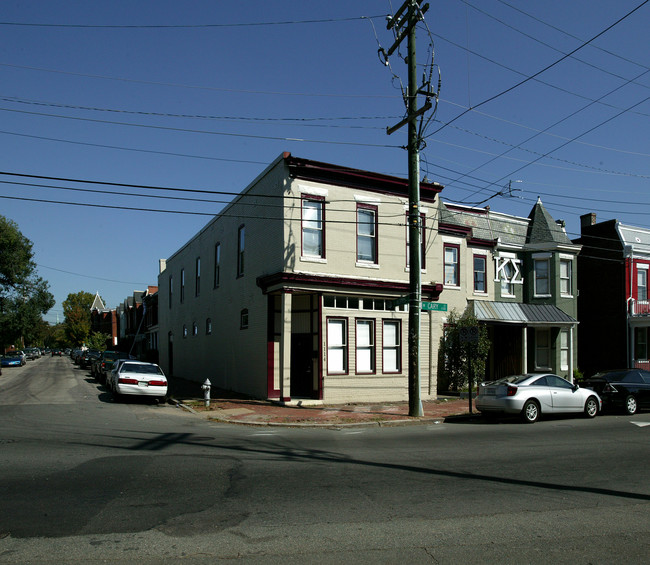 1112-1114 W Cary St in Richmond, VA - Building Photo - Building Photo