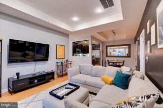 4646 Derby Ct in Cherry Hill Township, NJ - Building Photo - Building Photo