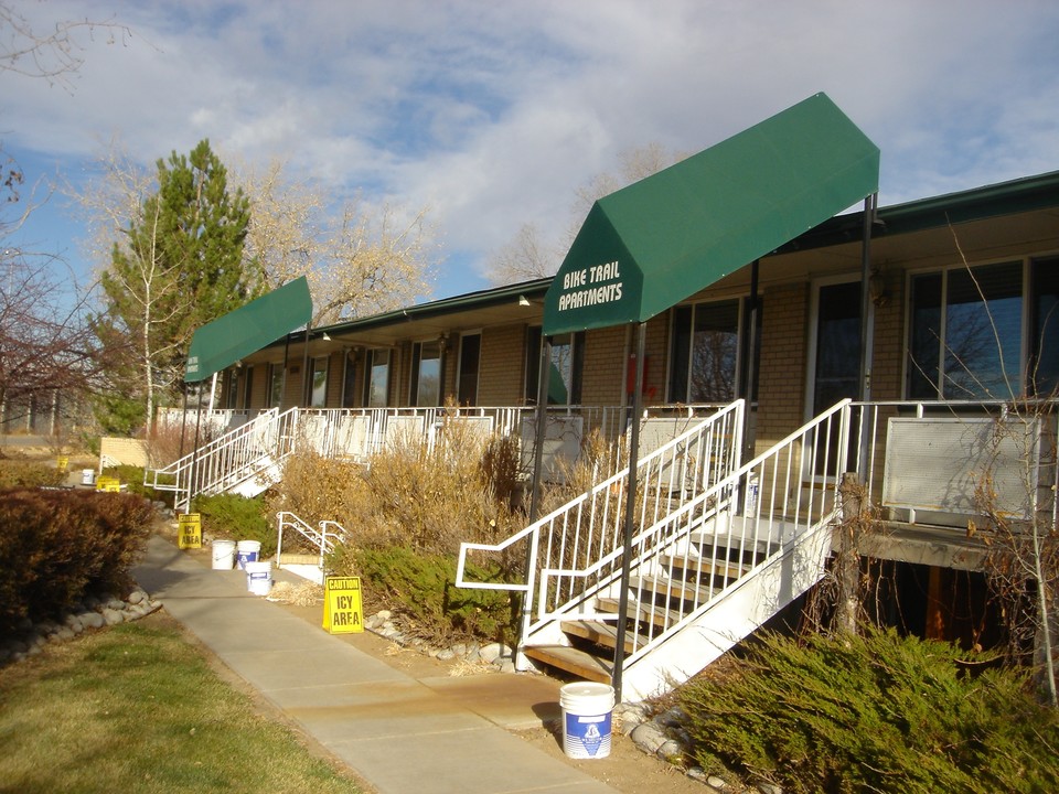 Bike Trail Apartments in Denver, CO - Building Photo