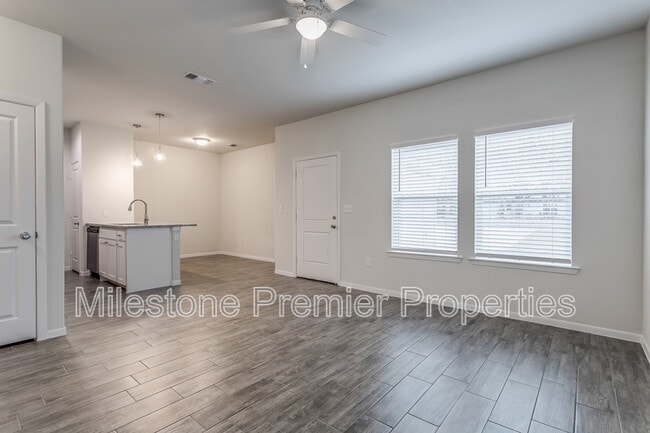 2407 N Hickory St in Sherman, TX - Building Photo - Building Photo