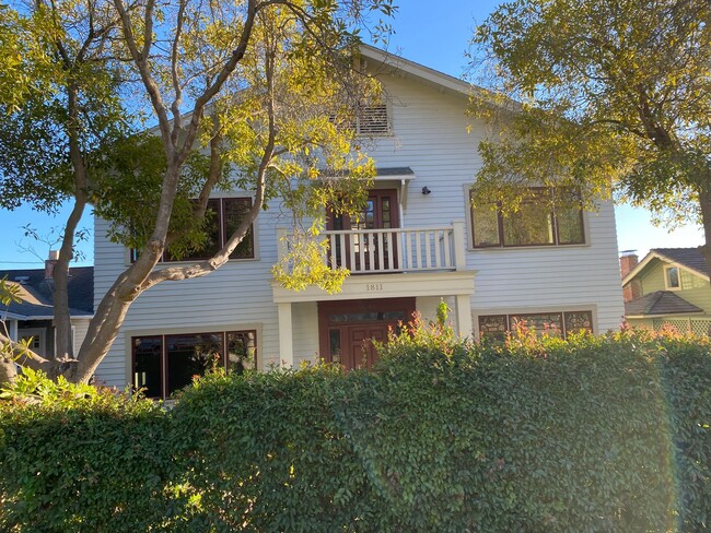 property at 1811 Loma St
