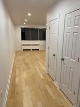 5491 Av. Victoria in Montréal, QC - Building Photo - Building Photo