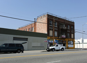 The Lilly in Los Angeles, CA - Building Photo - Building Photo