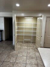 2320 E 2540 S, Unit Basement  Apartment in Saint George, UT - Foto de edificio - Building Photo