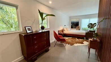 14605 SW 75th Ave in Palmetto Bay, FL - Building Photo - Building Photo