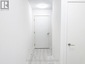 120 Broadway Ave in Toronto, ON - Building Photo - Building Photo