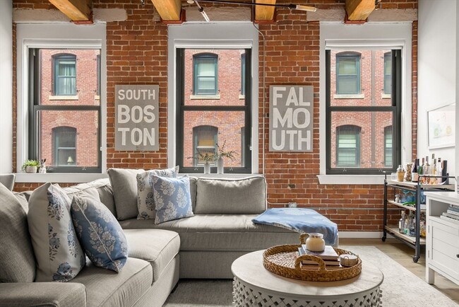 property at 9 W Broadway