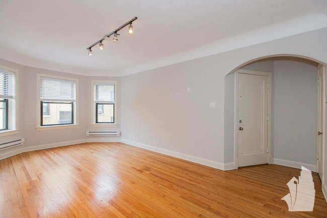 2317 N Rockwell St in Chicago, IL - Building Photo - Building Photo