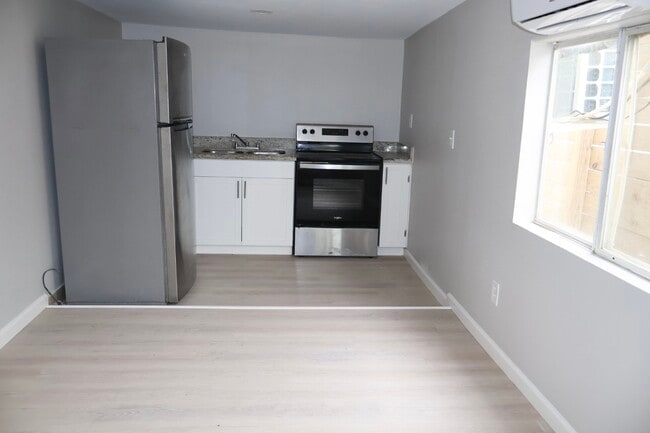 property at 7515 Bayway Dr