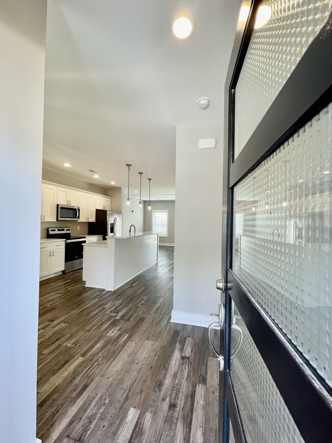 property at 33 Zentry Pl